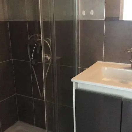 Confortable 33 M2 *