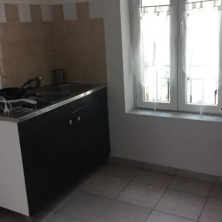 Confortable 33 M2 Apartment Herepian