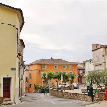 Confortable 33 M2 Apartment
